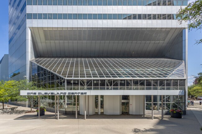 Plus de détails pour 1375 E 9th St, Cleveland, OH - Bureau, Commerce de détail à louer