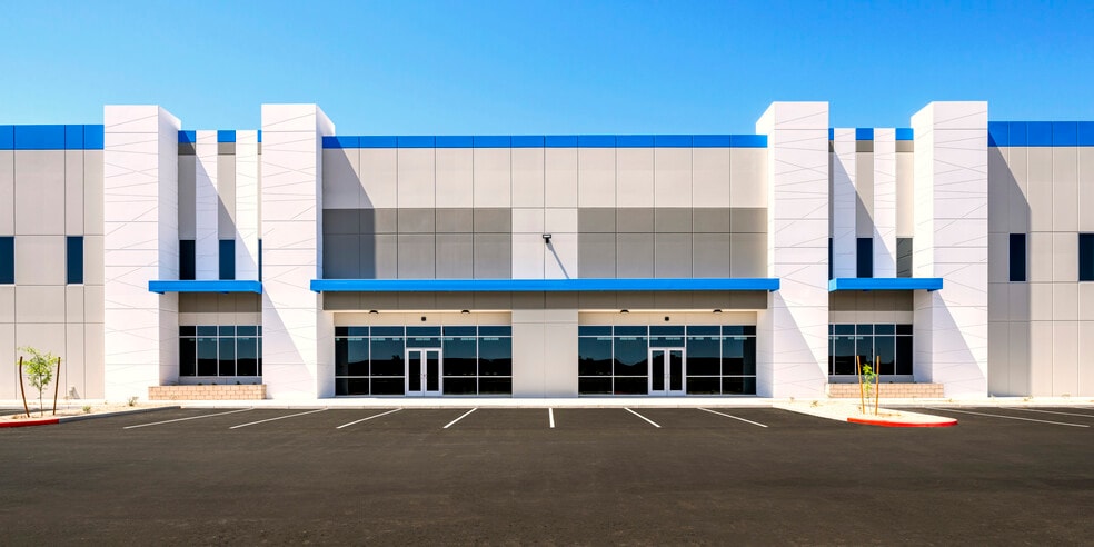 7935 W Mission Ln, Peoria, AZ for lease - Building Photo - Image 2 of 3