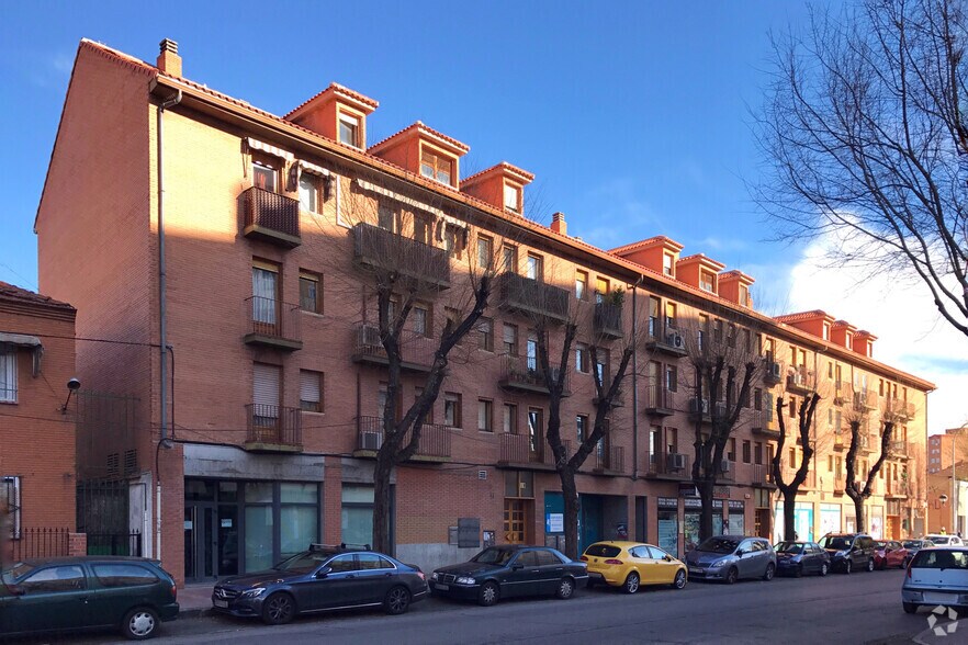 Multifamily in Alcalá de Henares, Madrid for sale - Primary Photo - Image 1 of 2