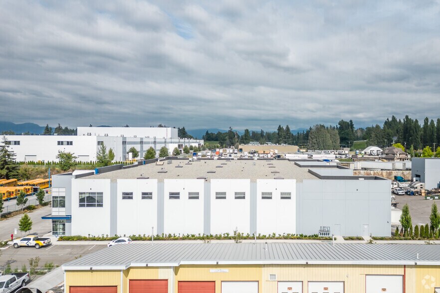 31789 King Rd, Abbotsford, BC à louer - Photo du bâtiment - Image 2 de 4