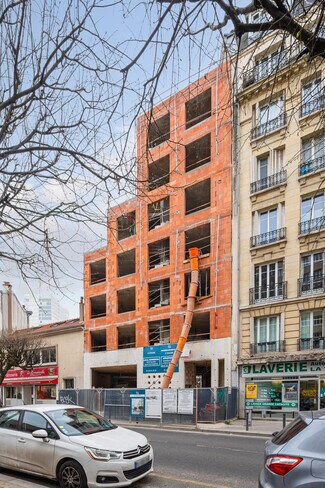 Plus de détails pour 31 Boulevard Rouget De Lisle, Montreuil - Multi-résidentiel à vendre