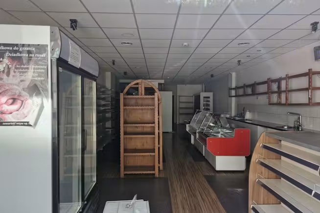 Market St, Bracknell for lease Interior Photo- Image 1 of 1