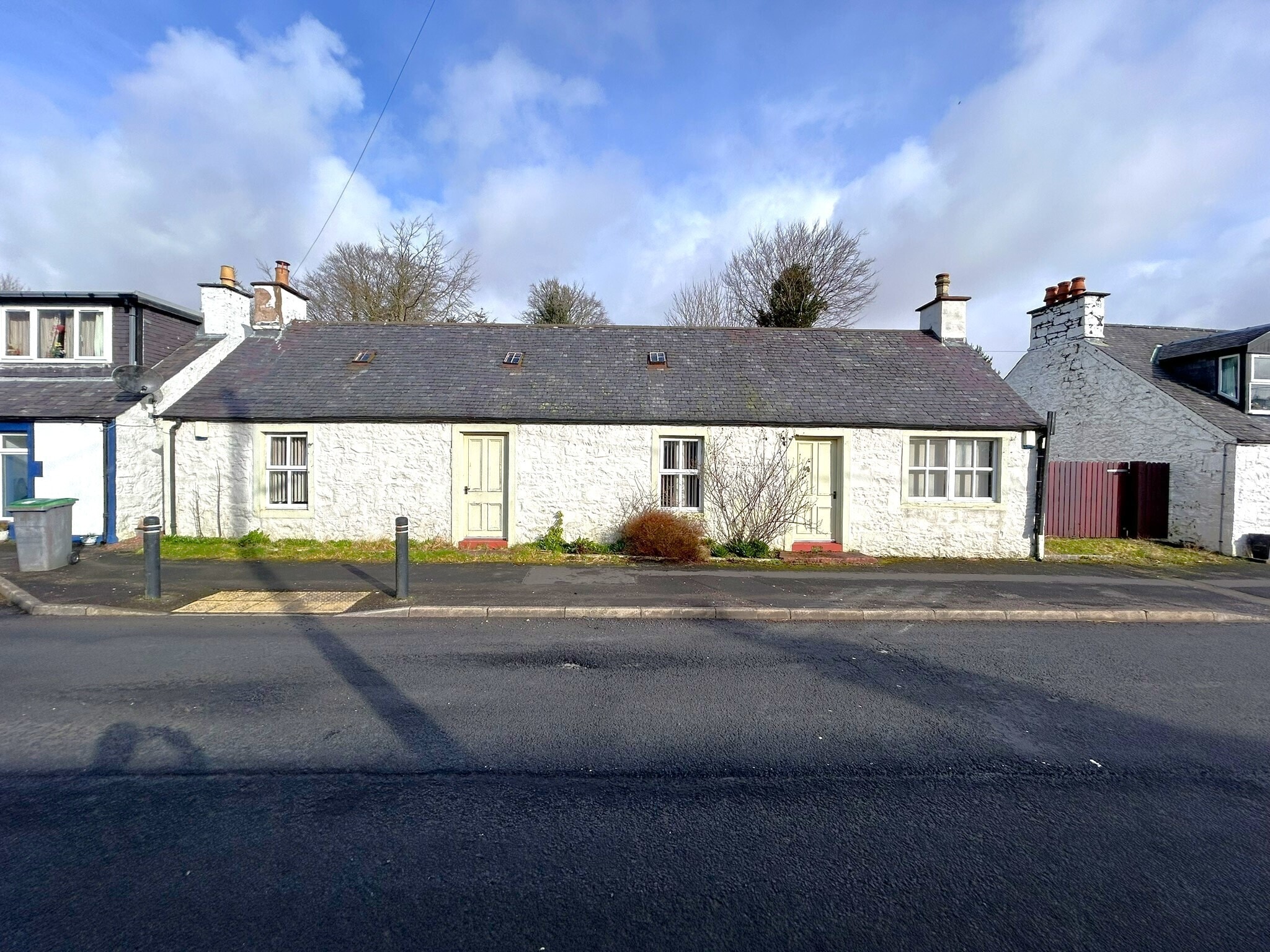 Main St, Castle Douglas for sale Building Photo- Image 1 of 10