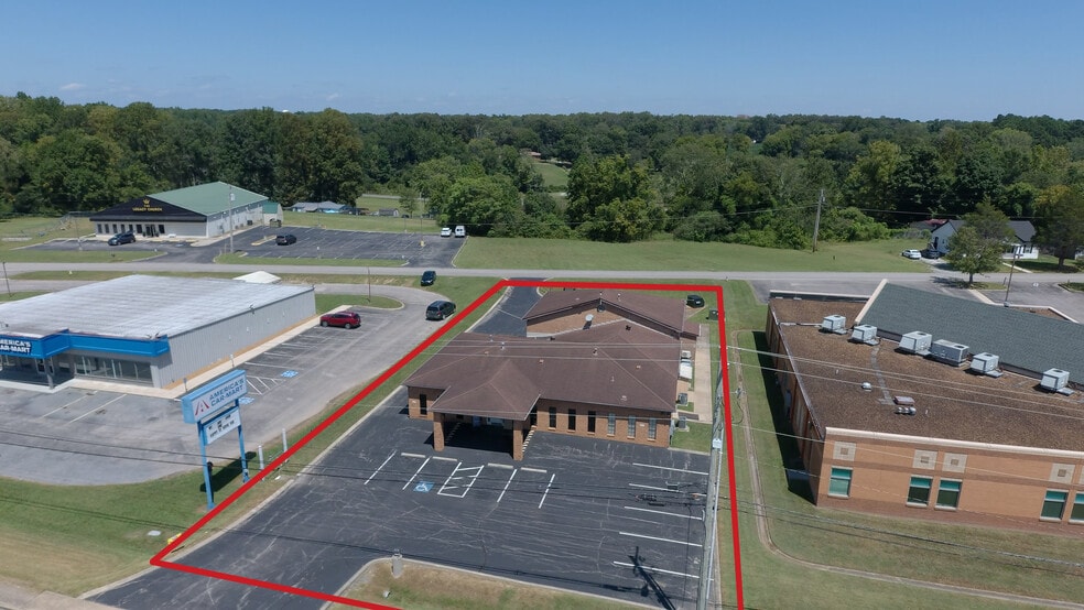 2114 N Jackson St, Tullahoma, TN for sale - Building Photo - Image 3 of 22