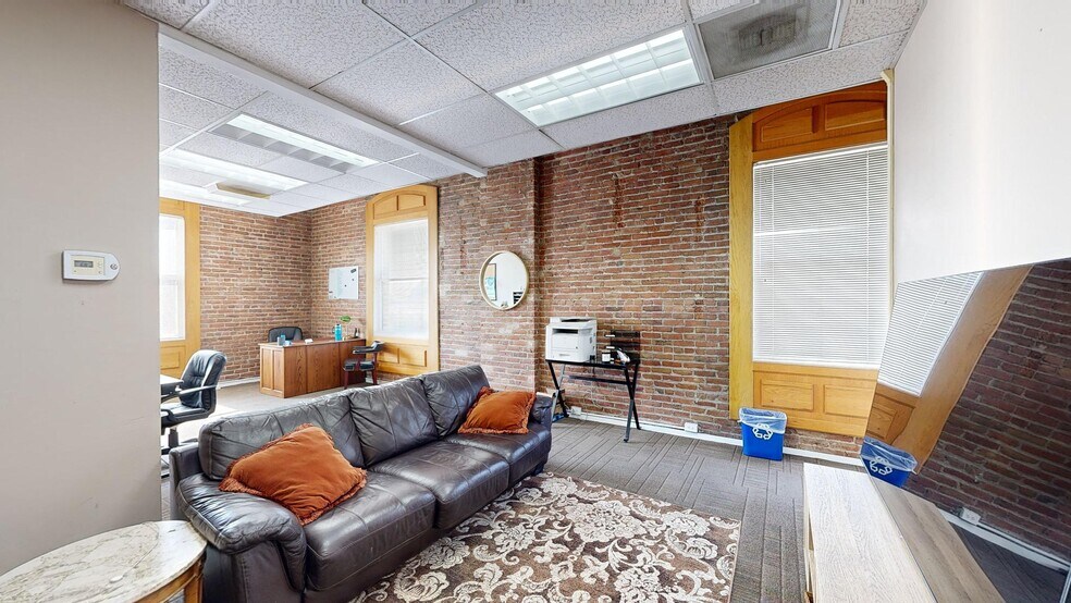 1712 19th St, Bakersfield, CA à louer - Numérisation 3D de Matterport - Image 2 de 19