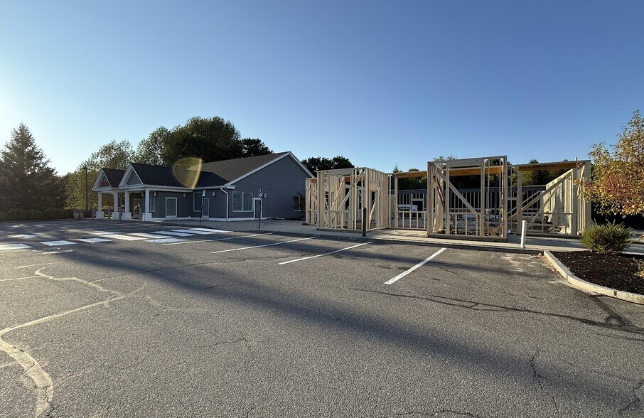 91 County Rd, Scarborough, ME à louer - Photo du bâtiment - Image 2 de 3