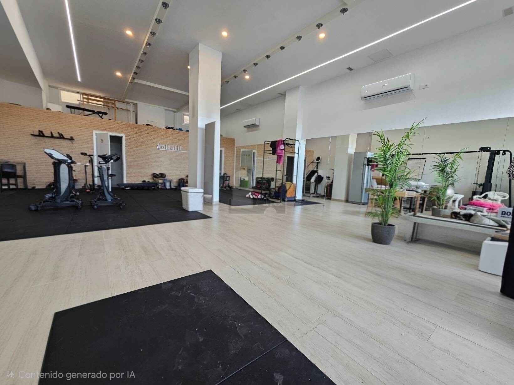 Multifamily in Colmenar Viejo, Madrid for sale Primary Photo- Image 1 of 4