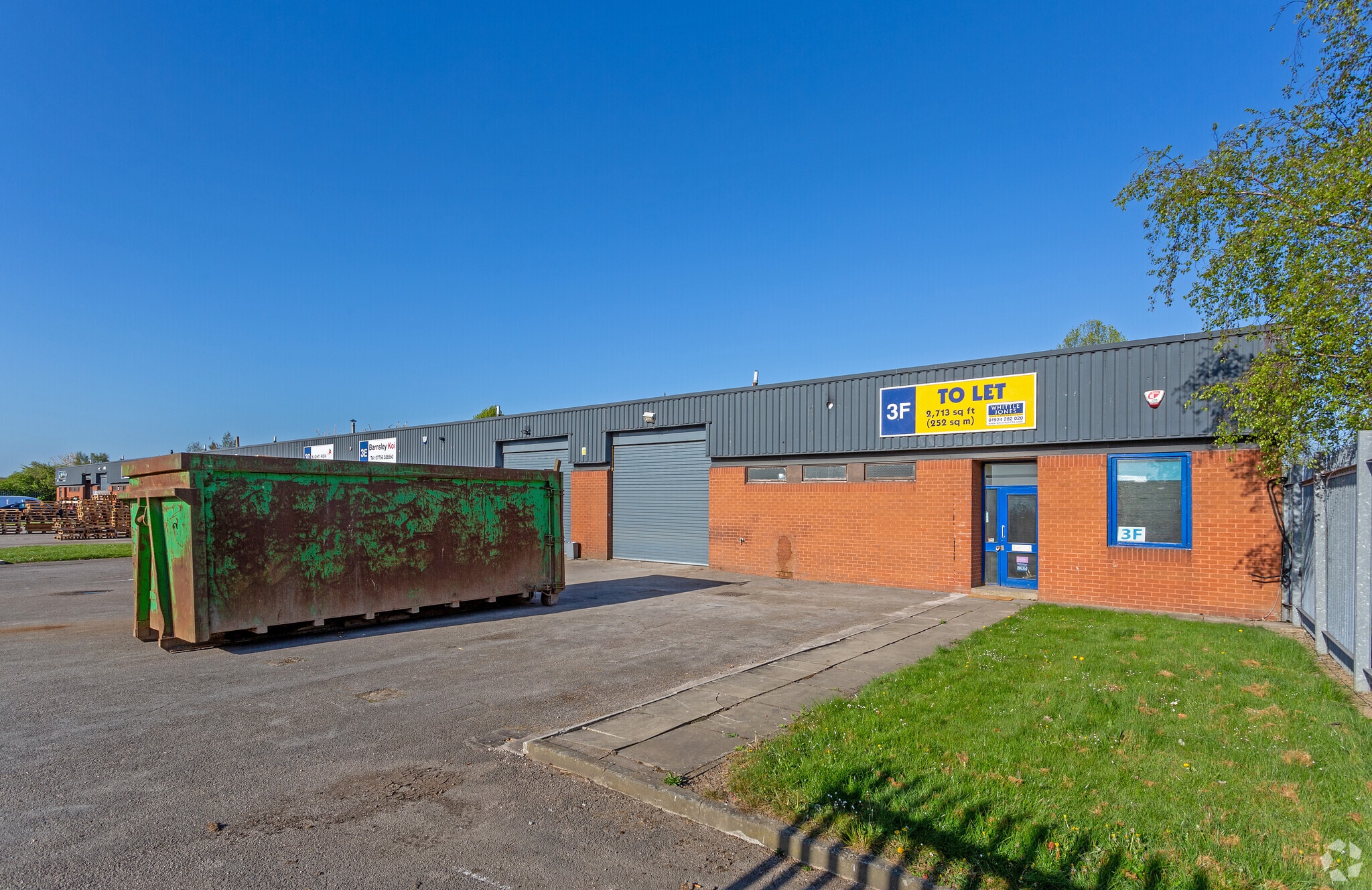 Commercial Rd, Goldthorpe for sale Primary Photo- Image 1 of 1