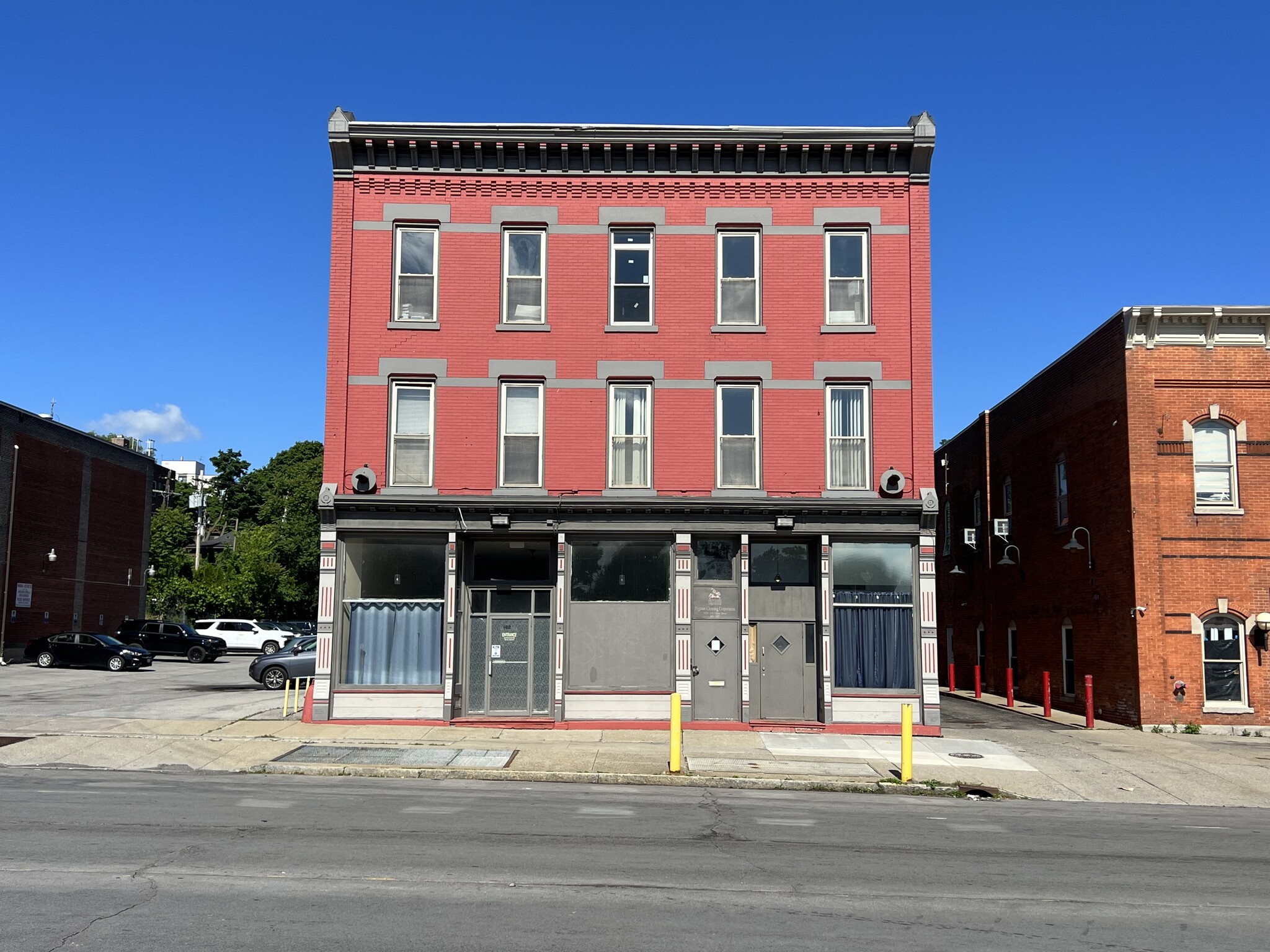 1412 Main St, Buffalo, NY à louer Photo du bâtiment- Image 1 de 7