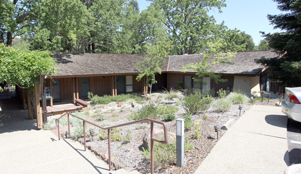 4370 Alpine Rd, Portola Valley, CA à louer - Photo du bâtiment - Image 1 de 9