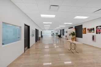2010 NW 150th Ave, Pembroke Pines, FL for lease Interior Photo- Image 2 of 40