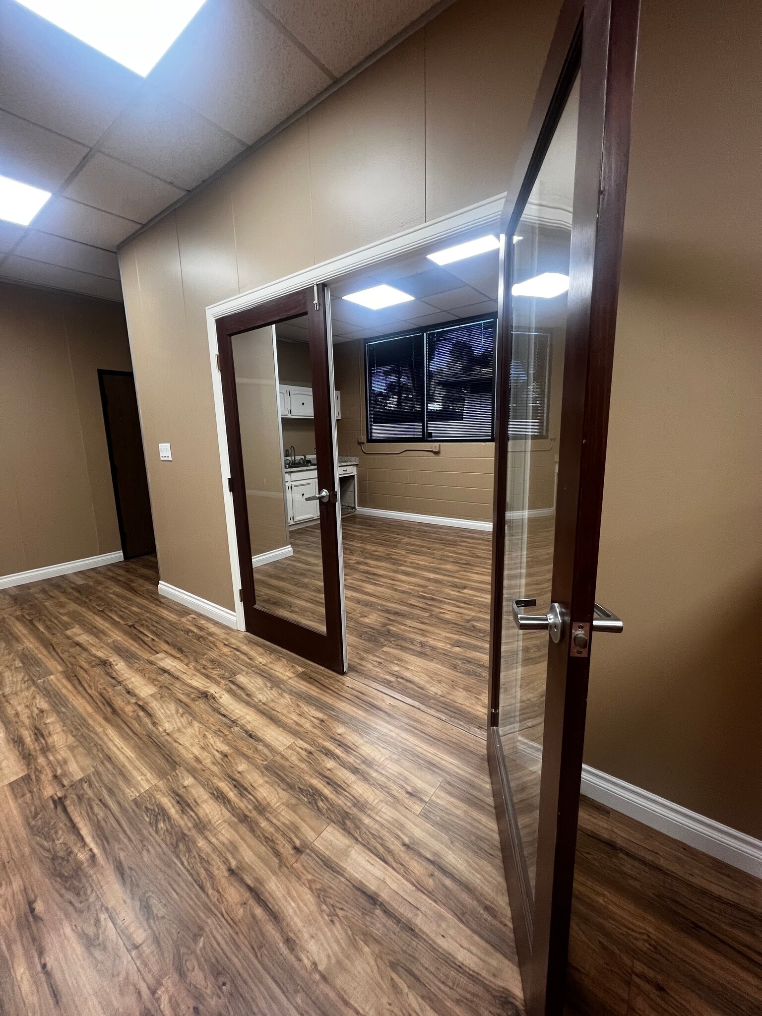 30941 Agoura Rd, Westlake Village, CA à louer Photo intérieure- Image 1 de 12