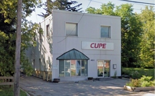 451 Ottawa St, Kitchener, ON à vendre Photo principale- Image 1 de 1
