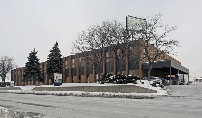 More details for 125 Norfinch Dr, Toronto, ON - Office/Retail for Lease
