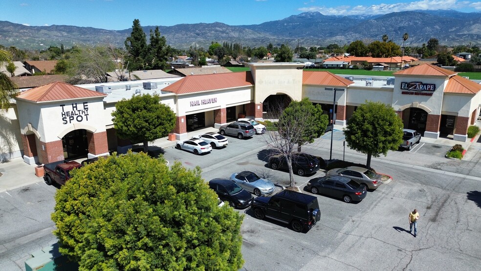 4110-4190 E Florida Ave, Hemet, CA à louer - Photo du bâtiment - Image 3 de 4