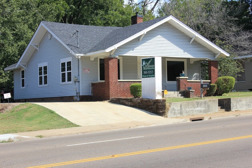 1292 N Highland Ave, Jackson, TN for lease - Primary Photo - Image 1 of 29