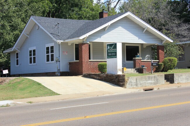 More details for 1292 N Highland Ave, Jackson, TN - Office for Lease