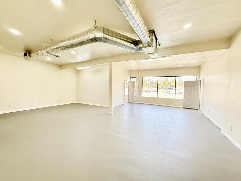 1630 Potrero Grande Dr, Rosemead, CA à louer - Photo du bâtiment - Image 3 de 8