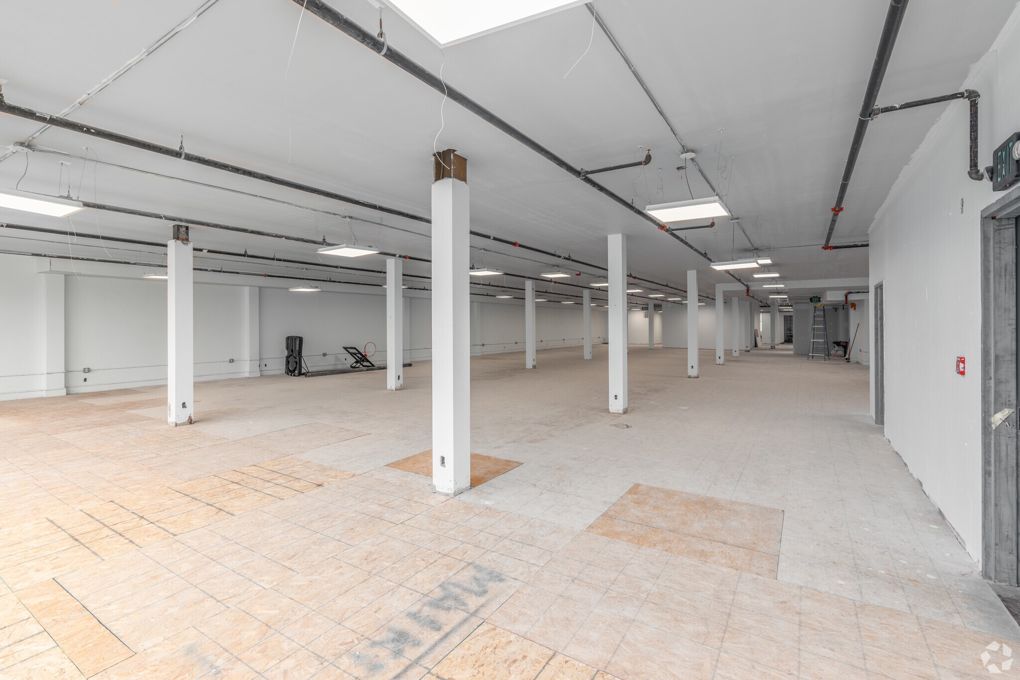 417-421 South St, Philadelphia, PA for sale Interior Photo- Image 1 of 7