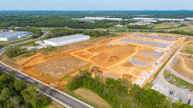 2011 Butler Dr, Murfreesboro, TN for lease Interior Photo- Image 2 of 8