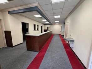 100 Medical Center Dr, Woodruff, SC for lease Interior Photo- Image 2 of 7