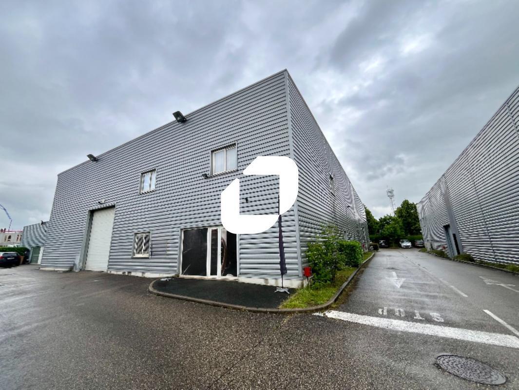 Flex in Gleize for sale Building Photo- Image 1 of 10