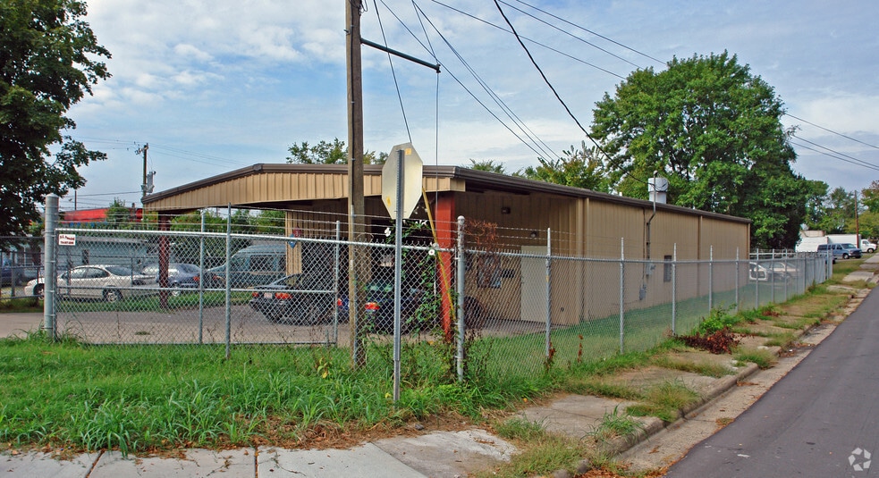 2700 Midland Ave, Charlotte, NC à vendre - Photo du bâtiment - Image 3 de 3