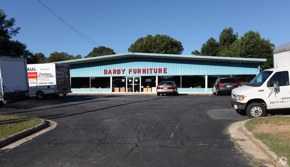 7321 Tara Blvd, Jonesboro, GA for lease - Building Photo - Image 2 of 2