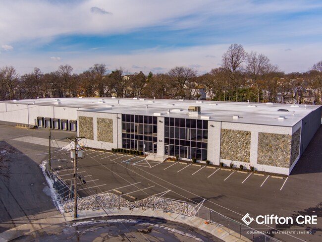 Plus de détails pour 50 Camptown Rd, Maplewood, NJ - Industriel à louer