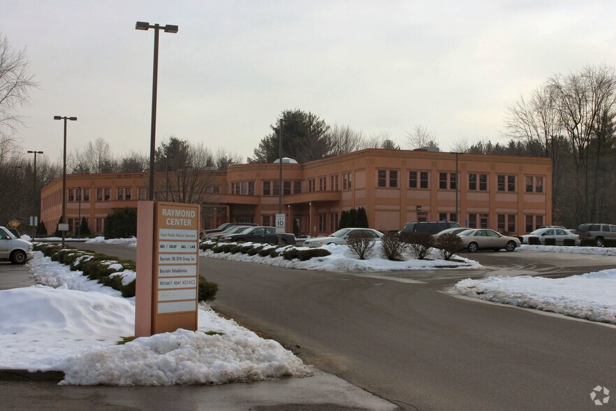 470 Granby Rd, South Hadley, MA à louer - Photo du bâtiment - Image 2 de 16