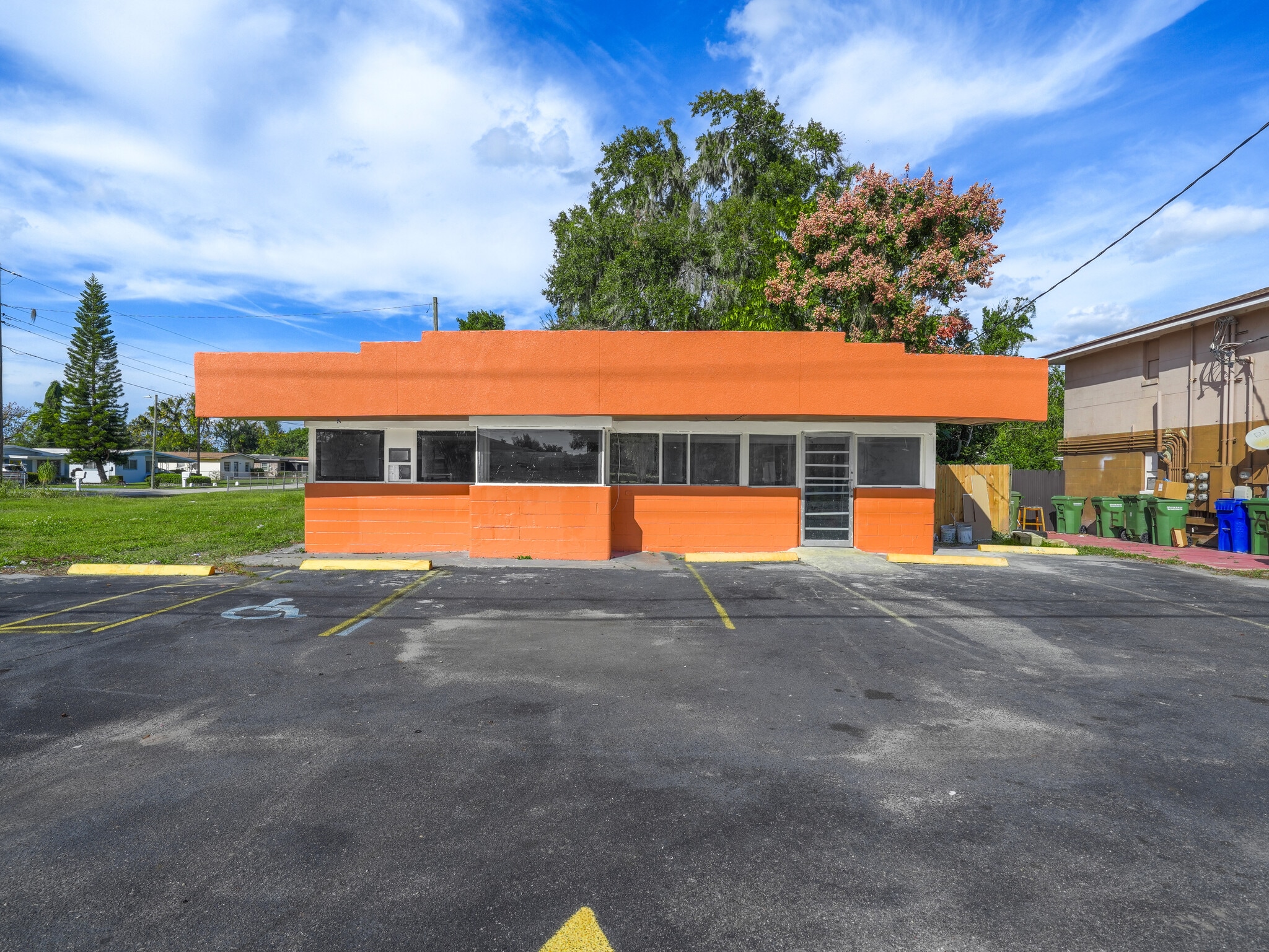 409 Martin Luther King Blvd NE, Winter Haven, FL for sale Primary Photo- Image 1 of 12