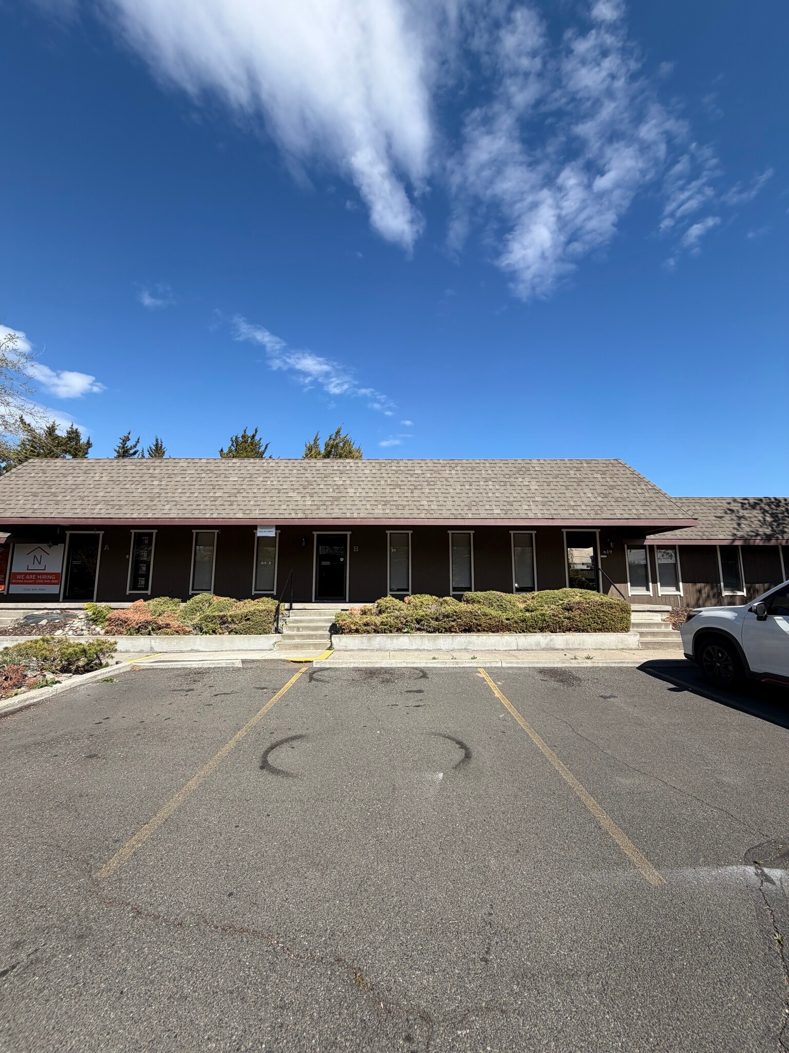 4702-4704 Tieton Dr, Yakima, WA for lease Building Photo- Image 1 of 11