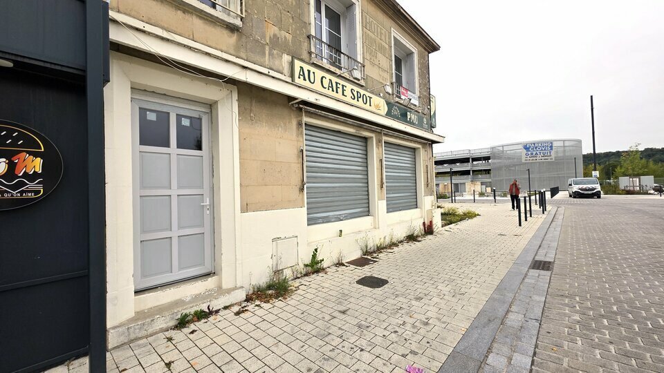 Retail in Soissons for lease - Building Photo - Image 2 of 6