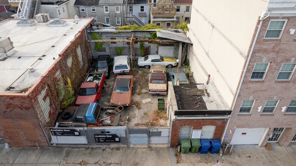 2305 Essex St, Baltimore, MD à vendre - Photo du bâtiment - Image 3 de 13