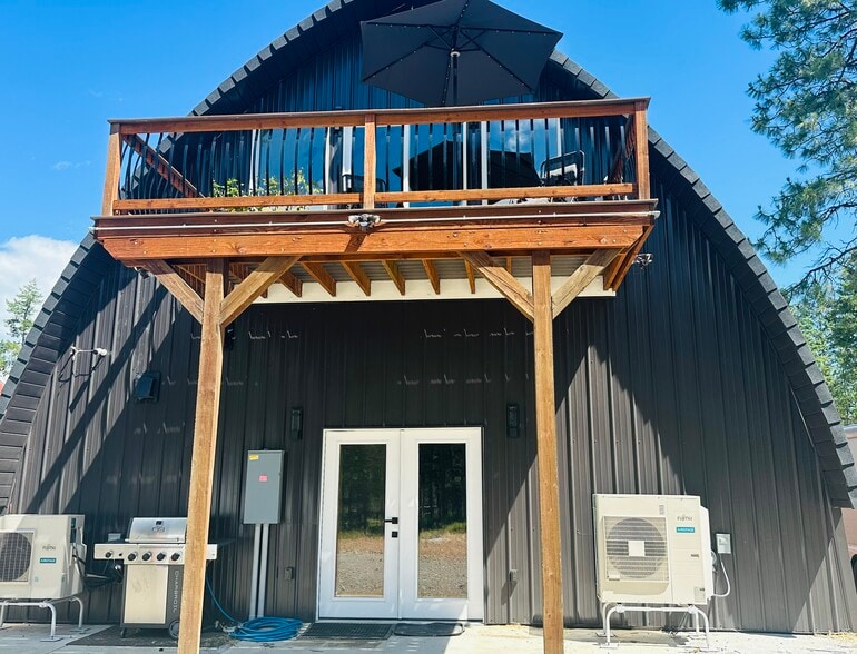 327 Stone Mountain Rd, Rexford, MT à vendre - Photo du bâtiment - Image 2 de 50