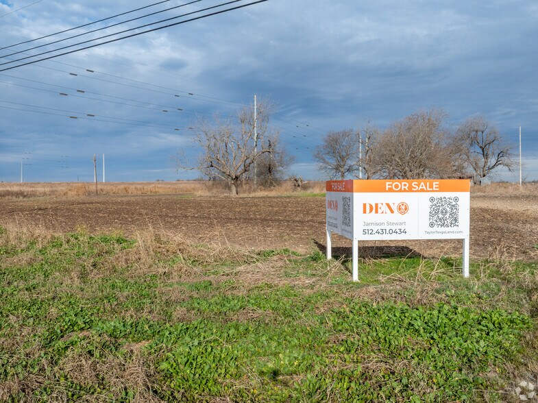 Highway 79, Taylor, TX for sale - Matterport 3D Scan - Image 2 of 21