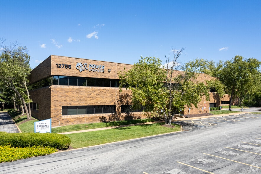 12755 Olive Blvd, Creve Coeur, MO for lease - Building Photo - Image 2 of 14