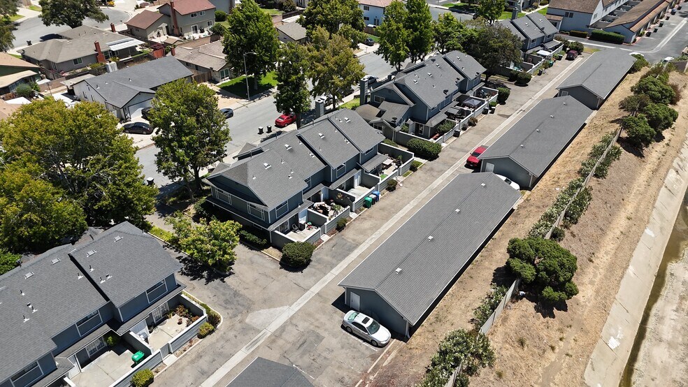 417 Tiffany Dr, Santa Maria, CA à vendre - Photo du bâtiment - Image 3 de 28