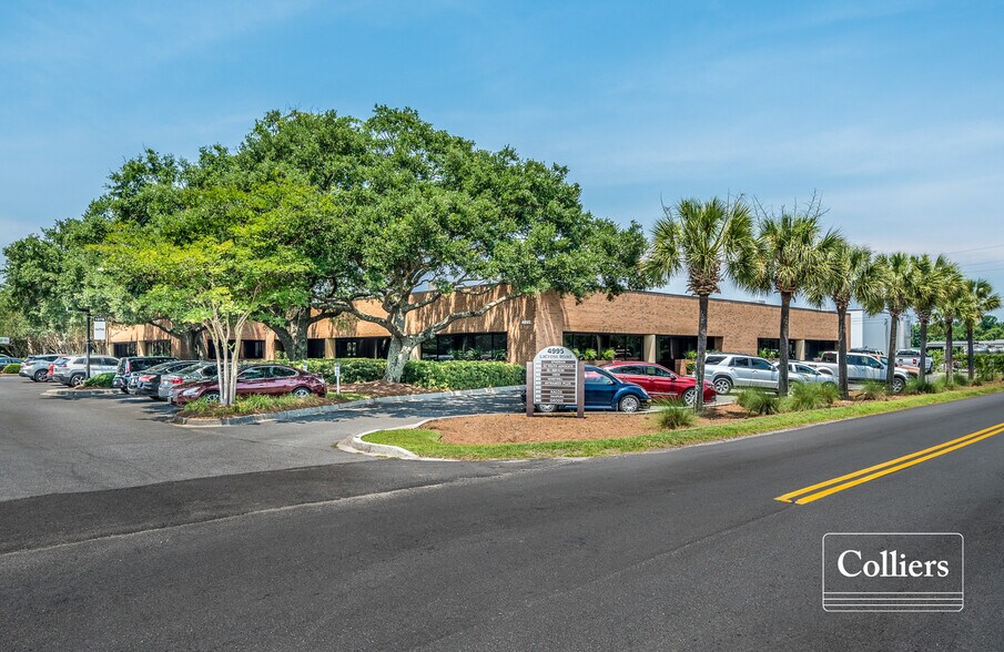4995 Lacross Rd, North Charleston, SC for lease - Building Photo - Image 1 of 3