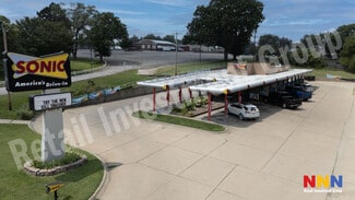 Plus de détails pour 1001 Lincoln Ave, Wamego, KS - Commerce de détail à vendre