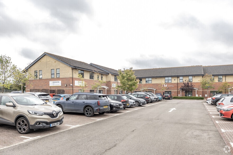 Coped Hall Business Park, Royal Wootton Bassett à louer - Photo du bâtiment - Image 3 de 4