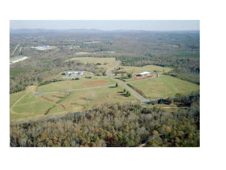 Brockman Park Drive, West & East Commerce St, Amherst, VA à vendre - Photo du bâtiment - Image 2 de 7