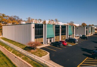 Plus de détails pour 5810-5852 F St, Omaha, NE - Industriel à louer