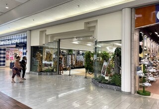 111 E Puainako St, Hilo, HI à louer Photo du bâtiment- Image 2 de 10