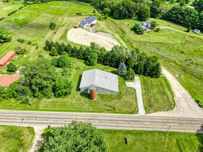 15921 W M 36, Pinckney, MI for sale - Building Photo - Image 3 of 46