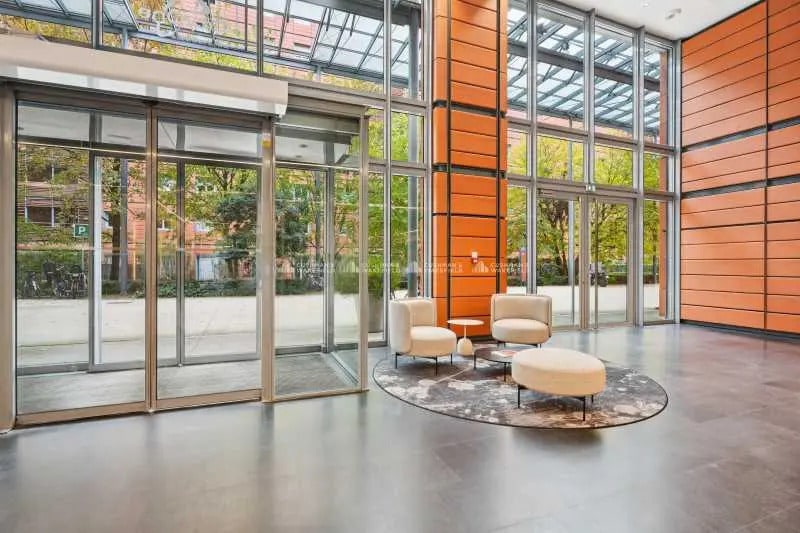 Bureau dans Lyon à louer - Hall d’entrée - Image 3 de 18