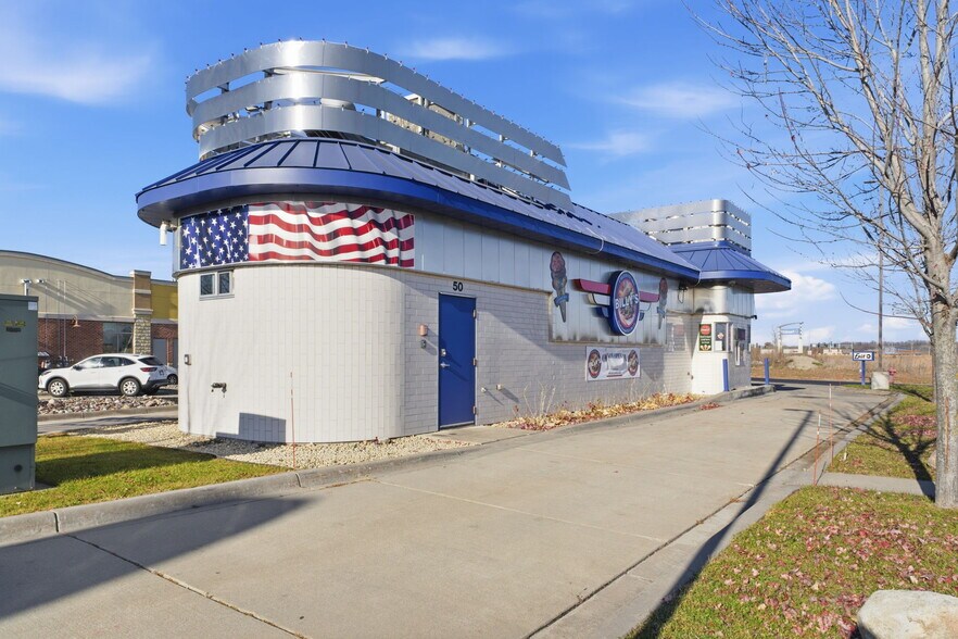 50 County Road 120, Saint Cloud, MN à vendre - Photo du bâtiment - Image 3 de 33