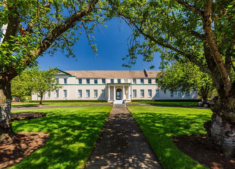 8435 NE Glisan St, Portland, OR à vendre - Photo du bâtiment - Image 2 de 17