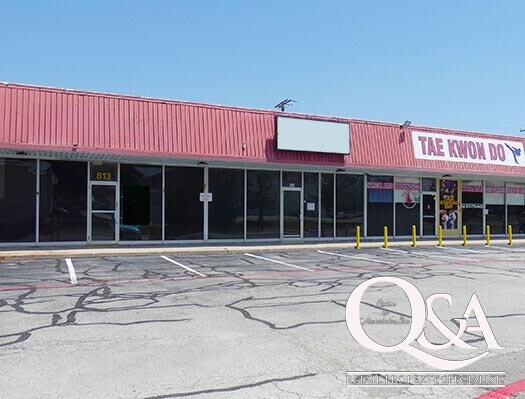 813-827 Oram St, Arlington, TX for lease Building Photo- Image 1 of 3