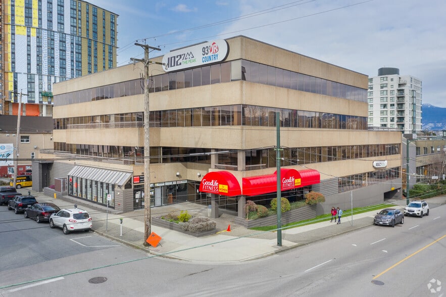 1401 W 8th Ave, Vancouver, BC for lease - Primary Photo - Image 1 of 13